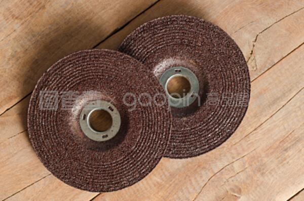 刀片磨床與磨片工藝 精密制造中的關(guān)鍵環(huán)節(jié)